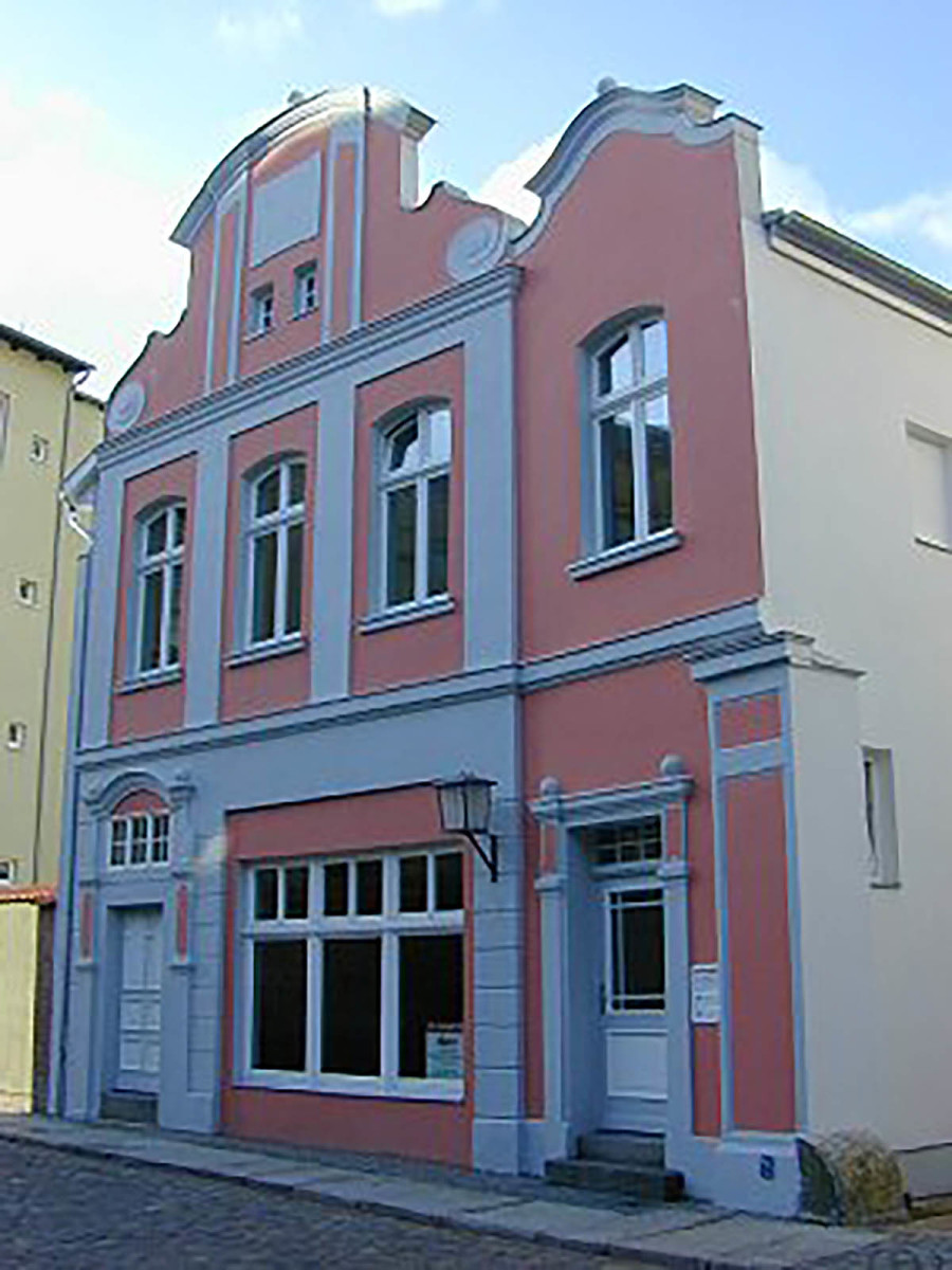 1998 – Neubau / teilweise Sanierung Wohn- und Geschäftshaus mit Gaststätte 